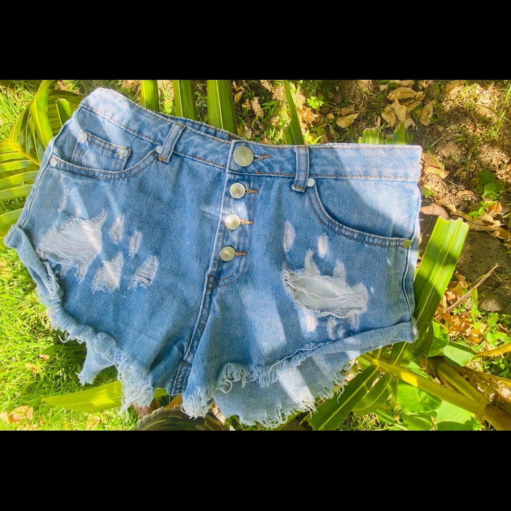 Distress Hi Waste Short